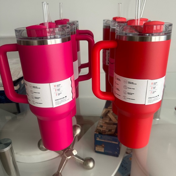 Stanley 40 oz Stainless Steel H2.0 Flowstate Quencher Tumbler valentine bundle - Picture 2 of 10